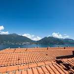 Casacamelia 35, 3 Bdrm With View * Acquaseria